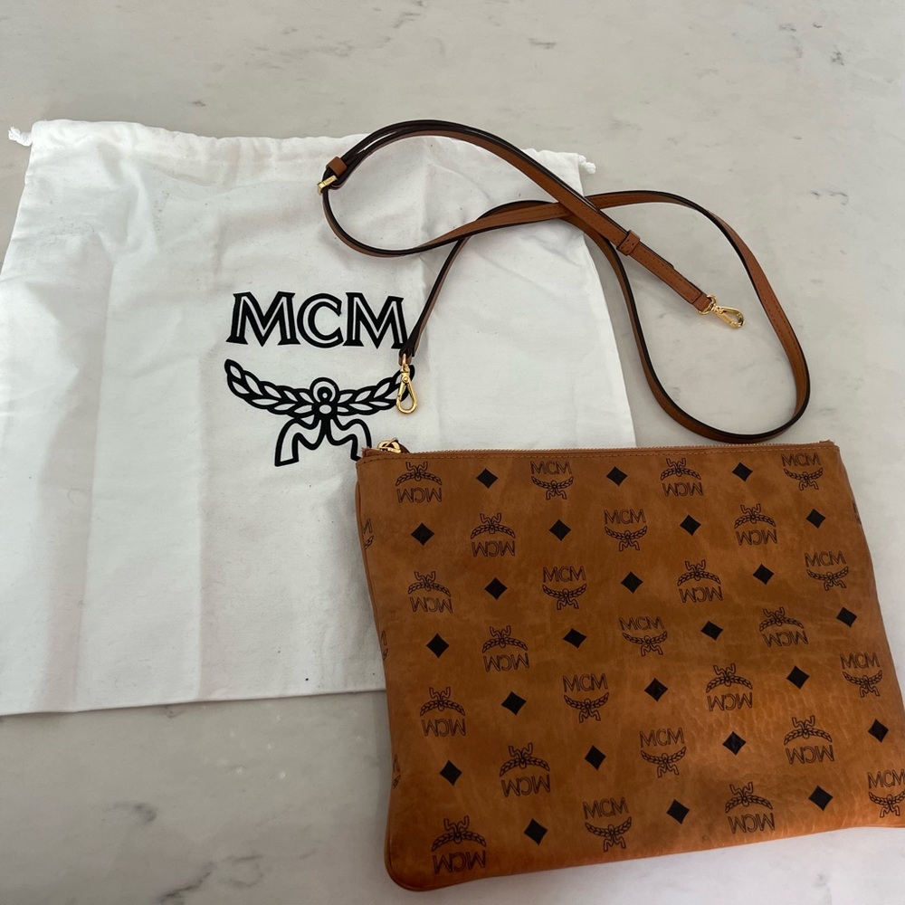 MCM Visetos crossbody/clutch